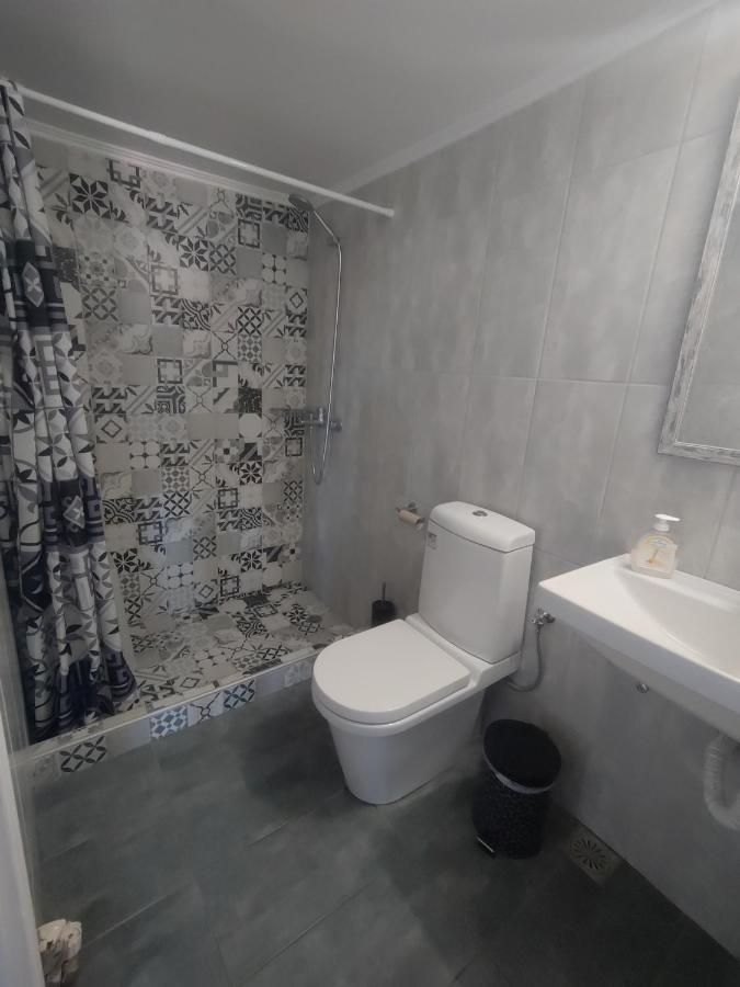 Roxani Studios-Apartments ペトラ エクステリア 写真